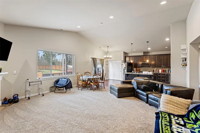 $1,100,000 | 8113 214th Avenue East, Buckley, WA 98321