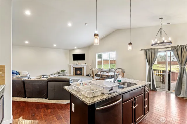 $1,100,000 | 8113 214th Avenue East, Buckley, WA 98321