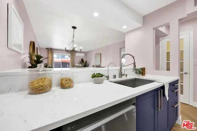 $499,000 | 1351 North Orange Drive, Unit 106, Los Angeles, CA 90028