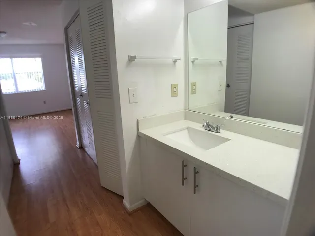 $1,995 | 8590 Southwest 212th Street, Unit 211, Cutler Bay, FL 33189