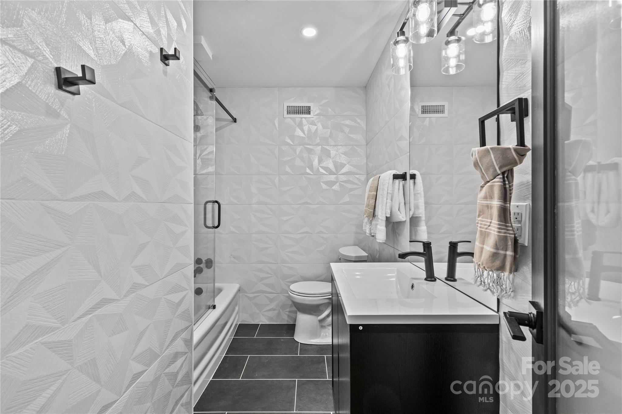 1300 Queens Road, Unit 408 Charlotte, NC 28207 - Photo 32 of 42