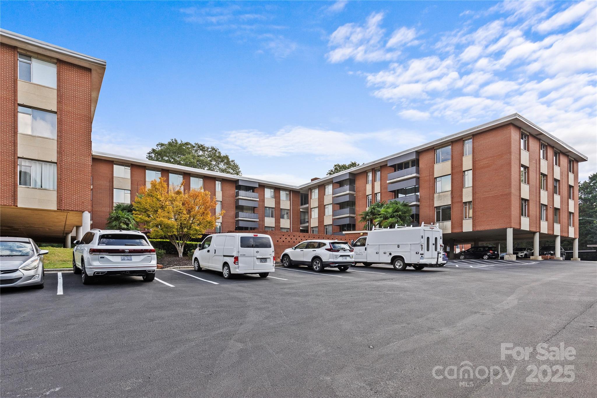 1300 Queens Road, Unit 408 Charlotte, NC 28207 - Photo 39 of 42