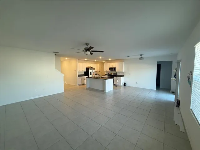 $3,000 | 2881 Silver Scallop Loop, Wimauma, FL 33598