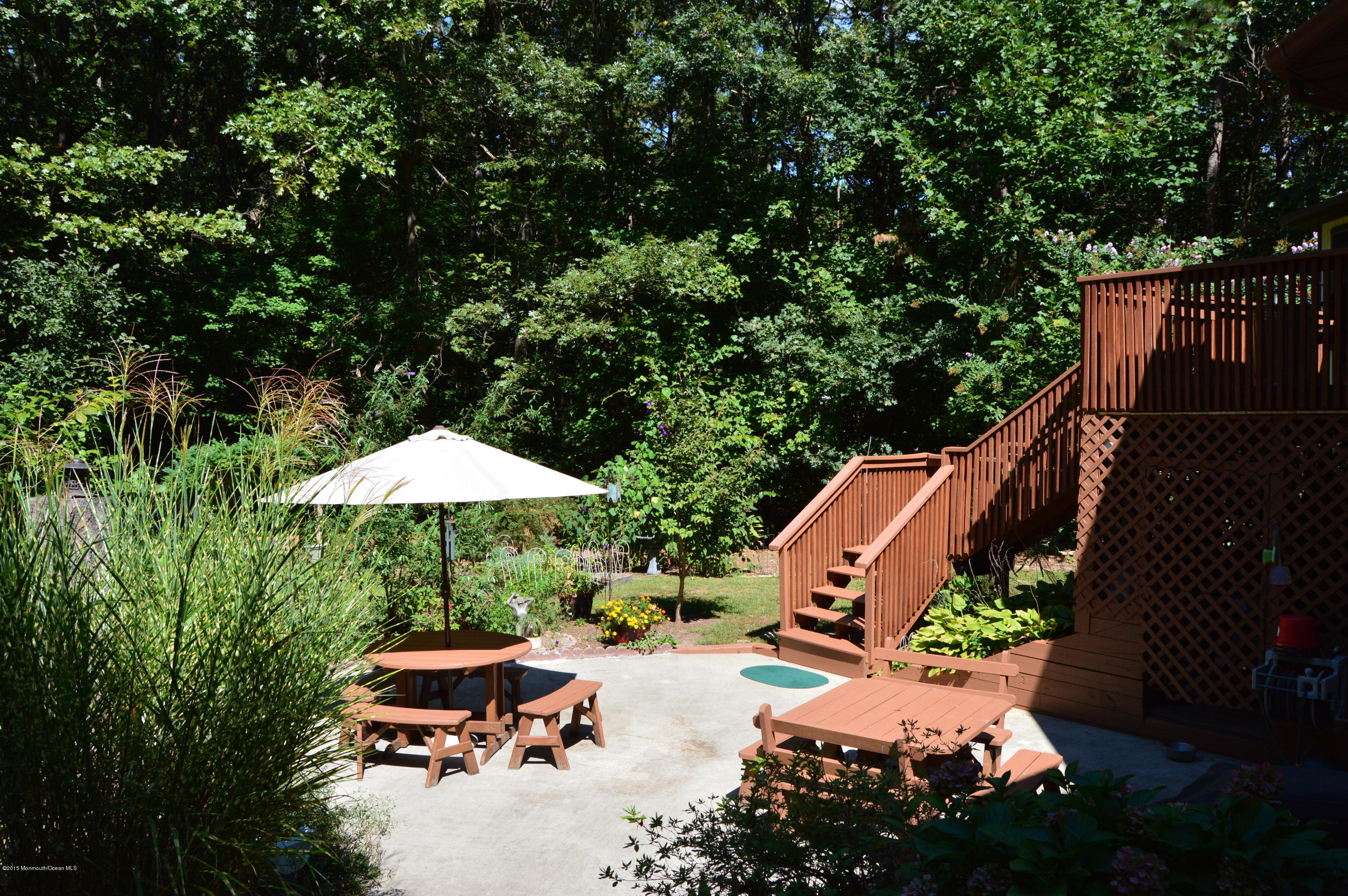 359 East Millstream Road Cream Ridge, NJ 08514 - Photo 21 of 26 Patio