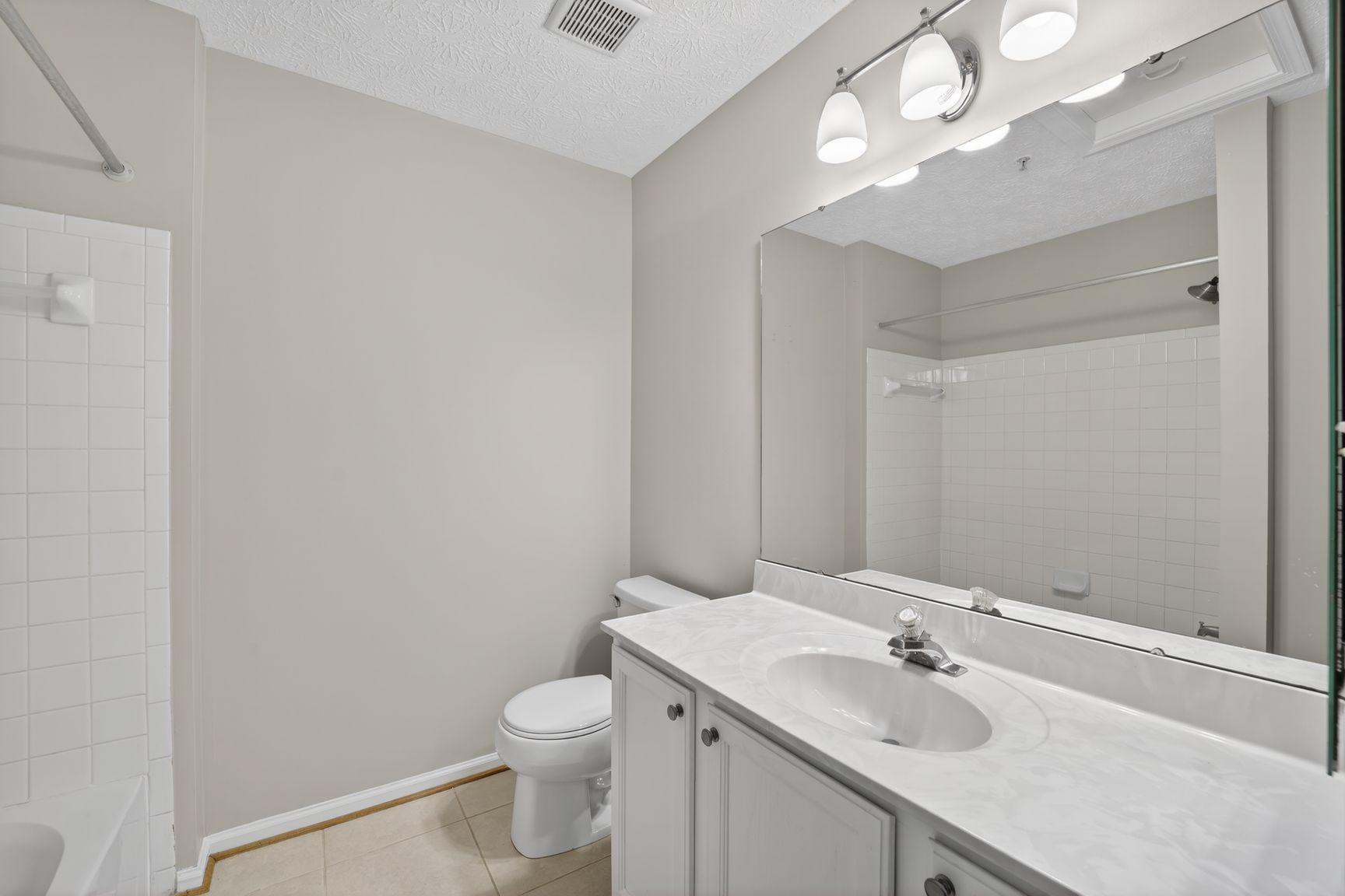 2518 Summers Ridge Drive Odenton, MD 21113 - Photo 22 of 35 Hall bath with all new fixtures.