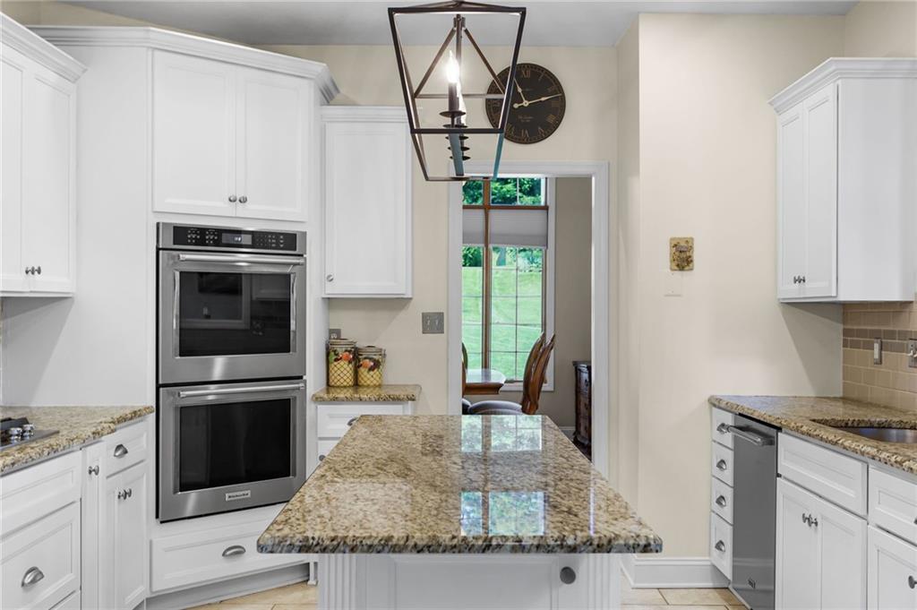 472 Spruce Lane Houston, PA 15342 - Photo 13 of 50