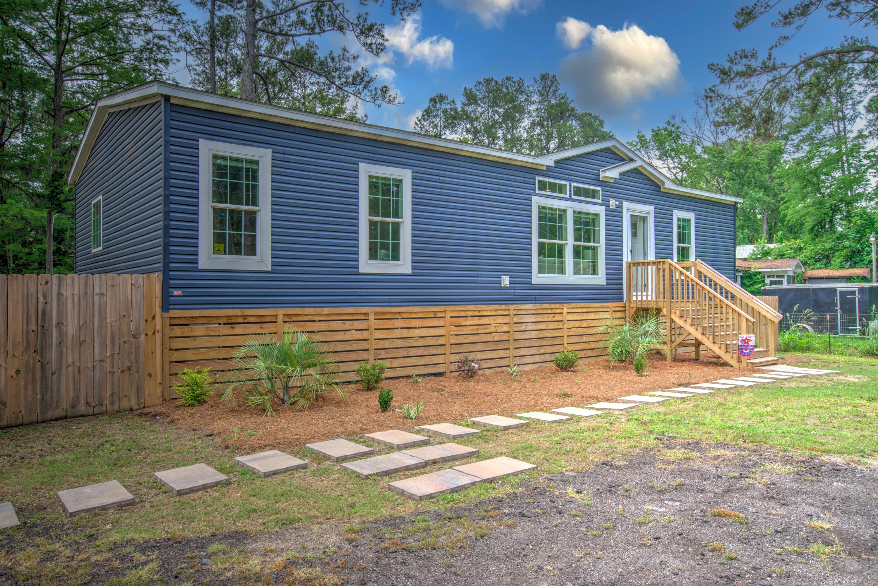 3323 Prices Bridge Lane Walterboro, SC 29488 - Photo 63 of 83 Front, close up angle