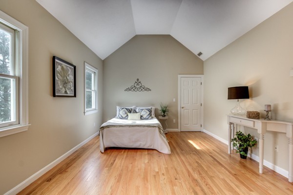 4 Hunt Road Lexington, MA 02421 - Photo 13 of 28
