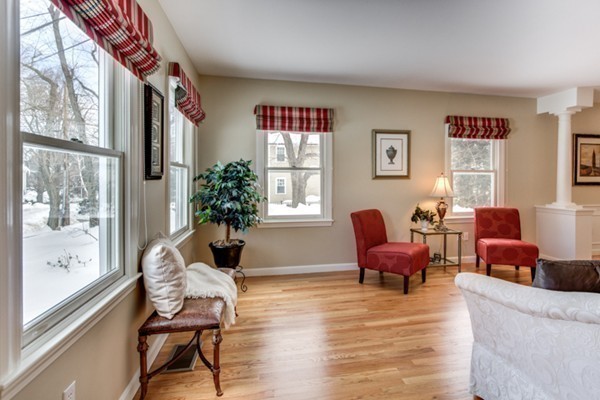 4 Hunt Road Lexington, MA 02421 - Photo 7 of 28