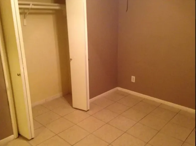 $1,300 | 208 Northwest River Road, Martindale, TX 78655