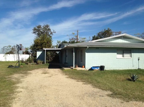 208 Northwest River Road Martindale, TX 78655 - Photo 2 of 12