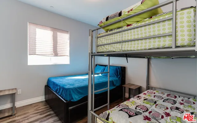 $4,295 | 16001 Wyandotte Street, Van Nuys, CA 91406