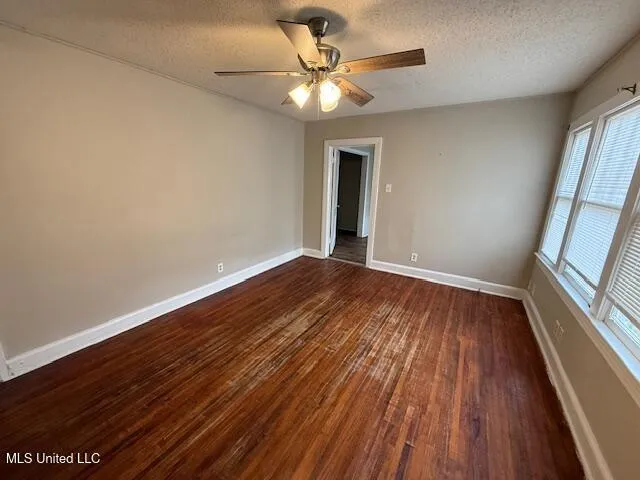 $1,100 | 1613 Vine Street, Biloxi, MS 39531