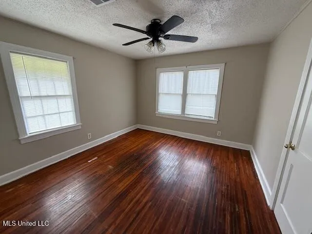 $1,100 | 1613 Vine Street, Biloxi, MS 39531