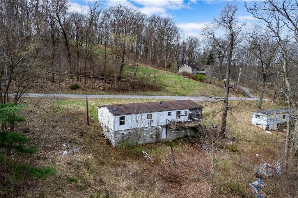 323-325 East Lancaster Road Harmony, PA 16037 - Photo 15 of 18 Gallery Image 15