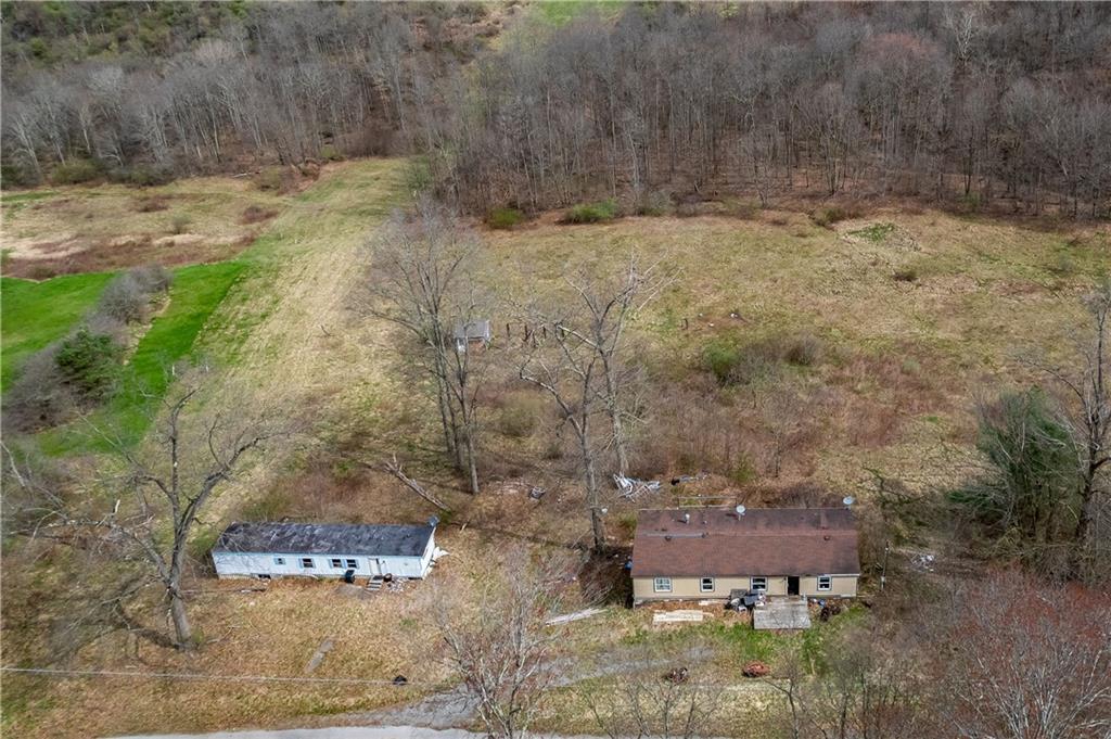 323-325 East Lancaster Road Harmony, PA 16037 - Photo 2 of 18 Gallery Image 2