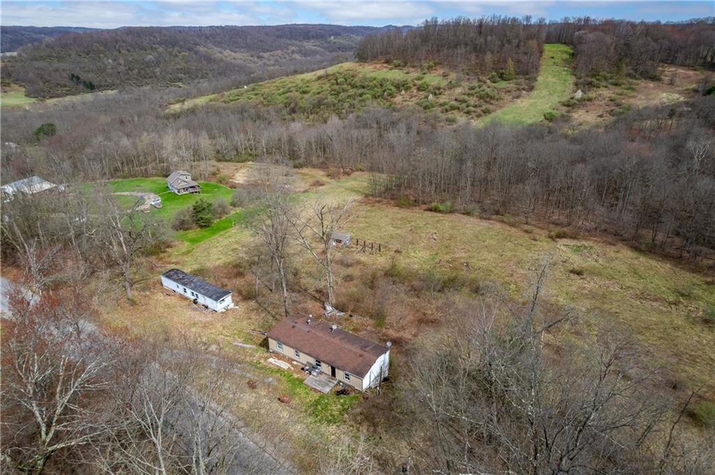 323-325 East Lancaster Road Harmony, PA 16037 - Photo 3 of 18 Gallery Image 3