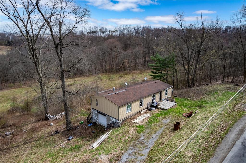 323-325 East Lancaster Road Harmony, PA 16037 - Photo 6 of 18 Gallery Image 6