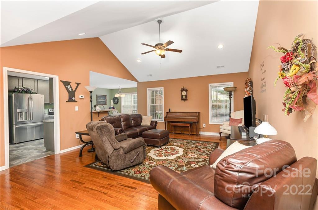 155 Rose Brier Lane. Salisbury, NC 28146 - Photo 3 of 32 a living room with furniture flowerpot and wooden floor