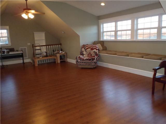 351 Dye Road Bell Buckle, TN 37020 - Photo 12 of 13 Big Bonus Room