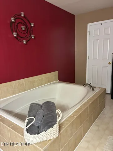 $485,000 | 540 Monday Road, Corryton, TN 37721