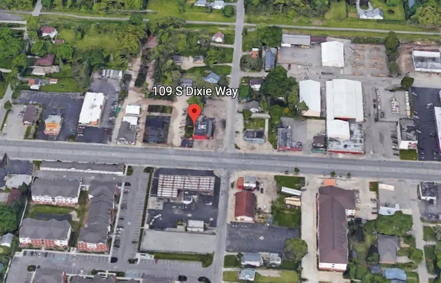 $38,900 | 109 North Dixie Way, South Bend, IN 46637