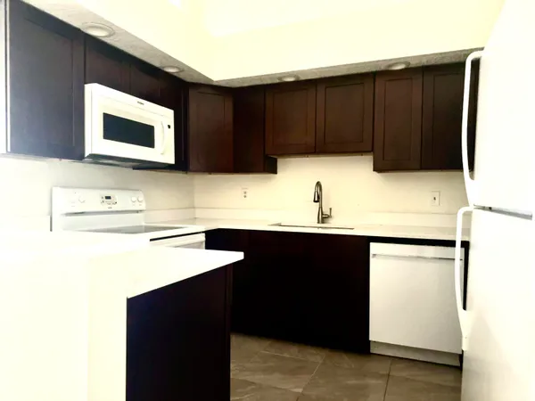 $2,000 | 4205 South 57th Avenue, Unit G, Greenacres, FL 33463