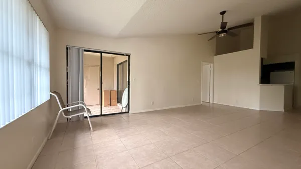 $2,000 | 4205 South 57th Avenue, Unit G, Greenacres, FL 33463