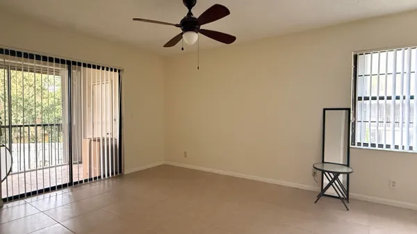 $2,000 | 4205 South 57th Avenue, Unit G, Greenacres, FL 33463