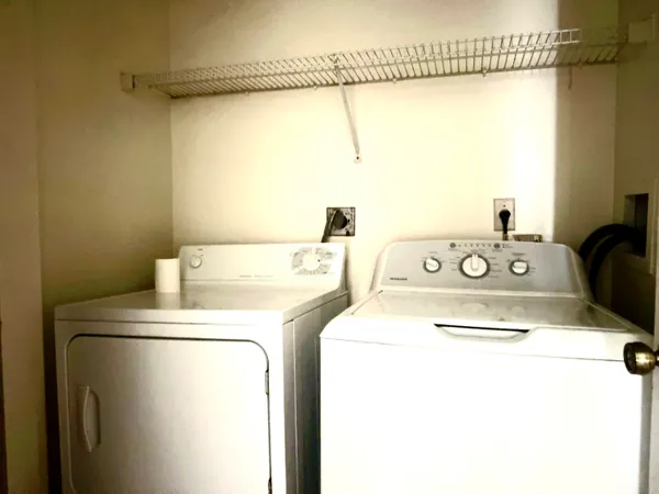 $2,000 | 4205 South 57th Avenue, Unit G, Greenacres, FL 33463