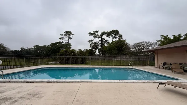 $2,000 | 4205 South 57th Avenue, Unit G, Greenacres, FL 33463