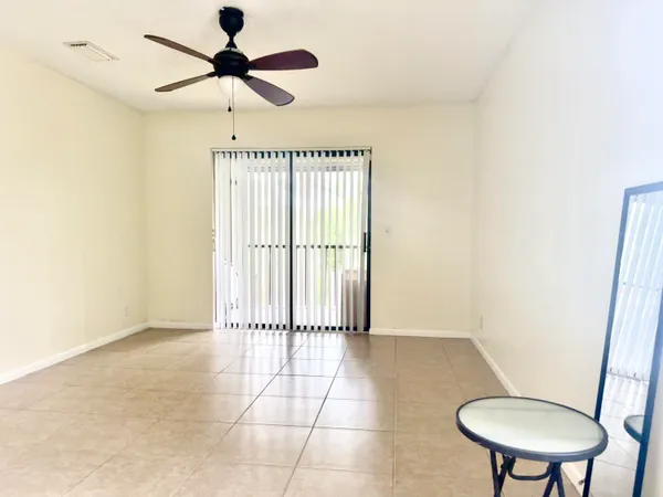 $2,000 | 4205 South 57th Avenue, Unit G, Greenacres, FL 33463