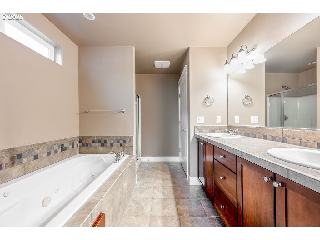 1349 Southeast 194th Place Camas, WA 98607 - Photo 19 of 33