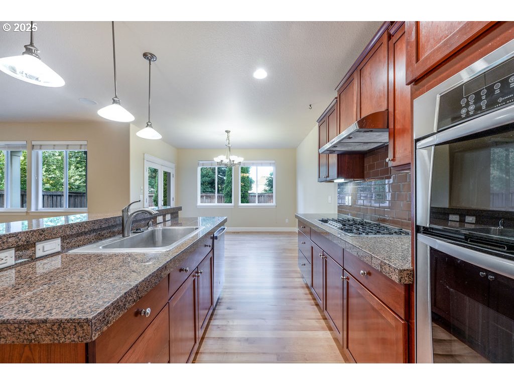 1349 Southeast 194th Place Camas, WA 98607 - Photo 8 of 33
