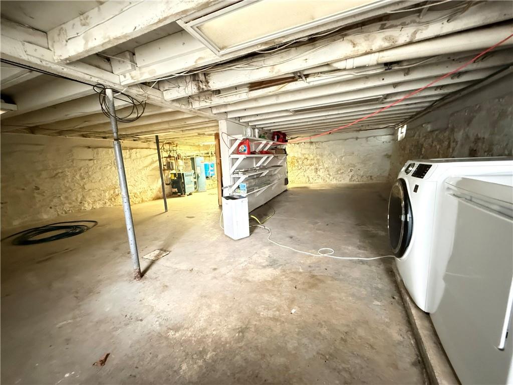 1173 Fredonia Road Hadley, PA 16130 - Photo 48 of 49 a view of a garage