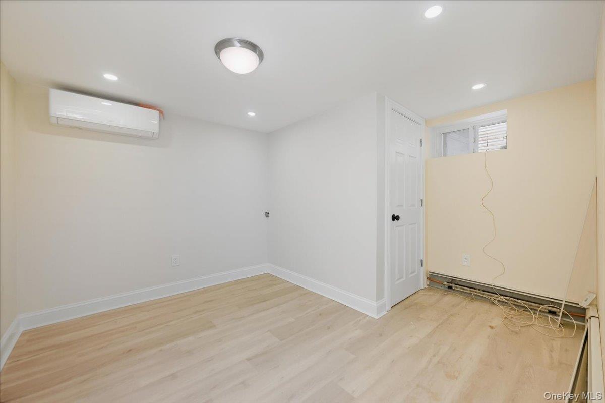 66 Elm Street Valley Stream, NY 11580 - Photo 20 of 23 a view of room