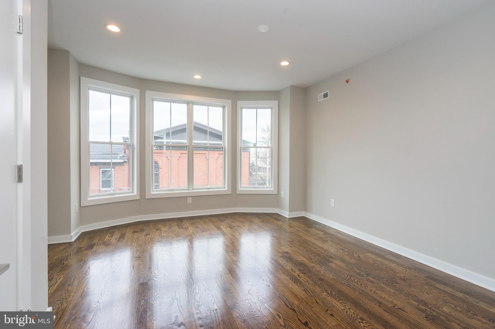 1641 Fitzwater Street, Unit B Philadelphia, PA 19146 - Photo 27 of 36