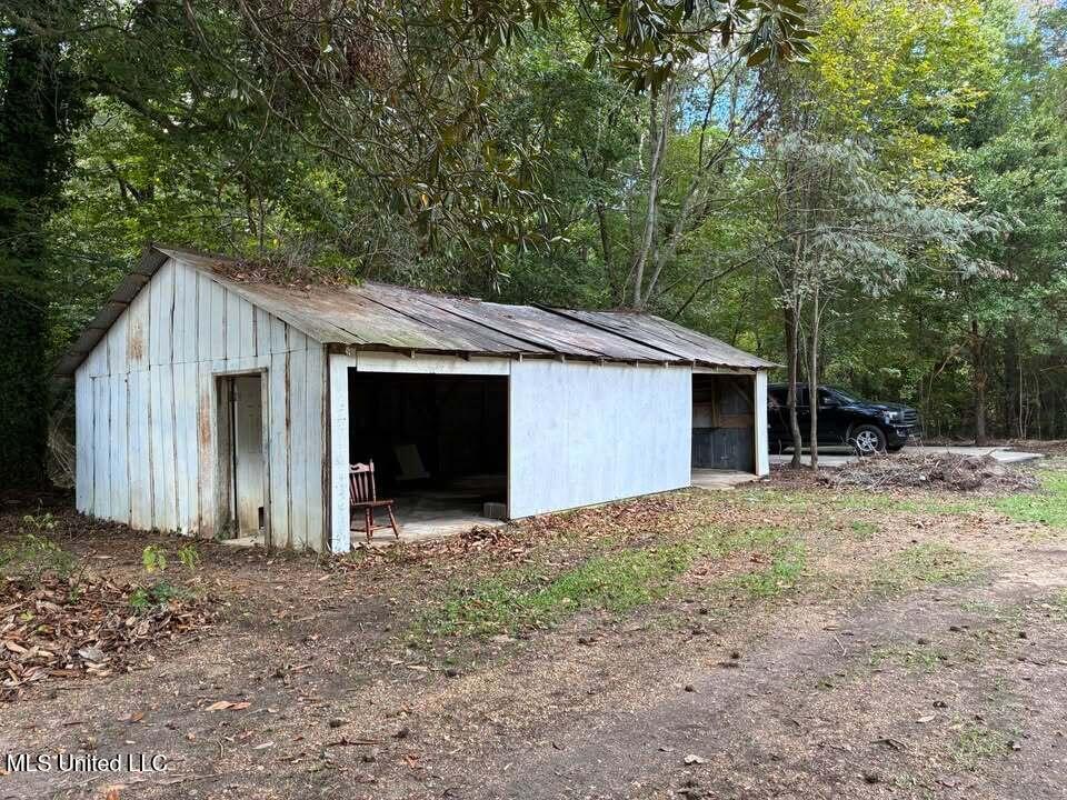 1135 Joe Dear Road Harrisville, MS 39082 - Photo 13 of 17 Joe Dear 3