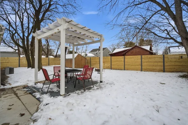 $265,000 | 72 West Bay Path Terrace, Springfield, MA 01109