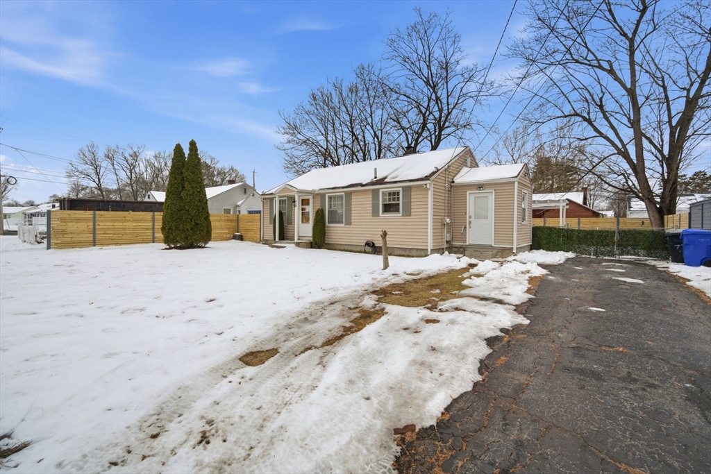 72 West Bay Path Terrace Springfield, MA 01109 - Photo 25 of 27