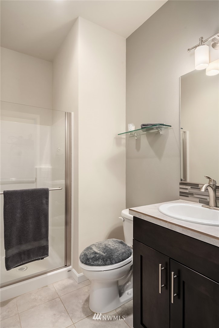 13722 174th Avenue Southeast Renton, WA 98059 - Photo 18 of 31