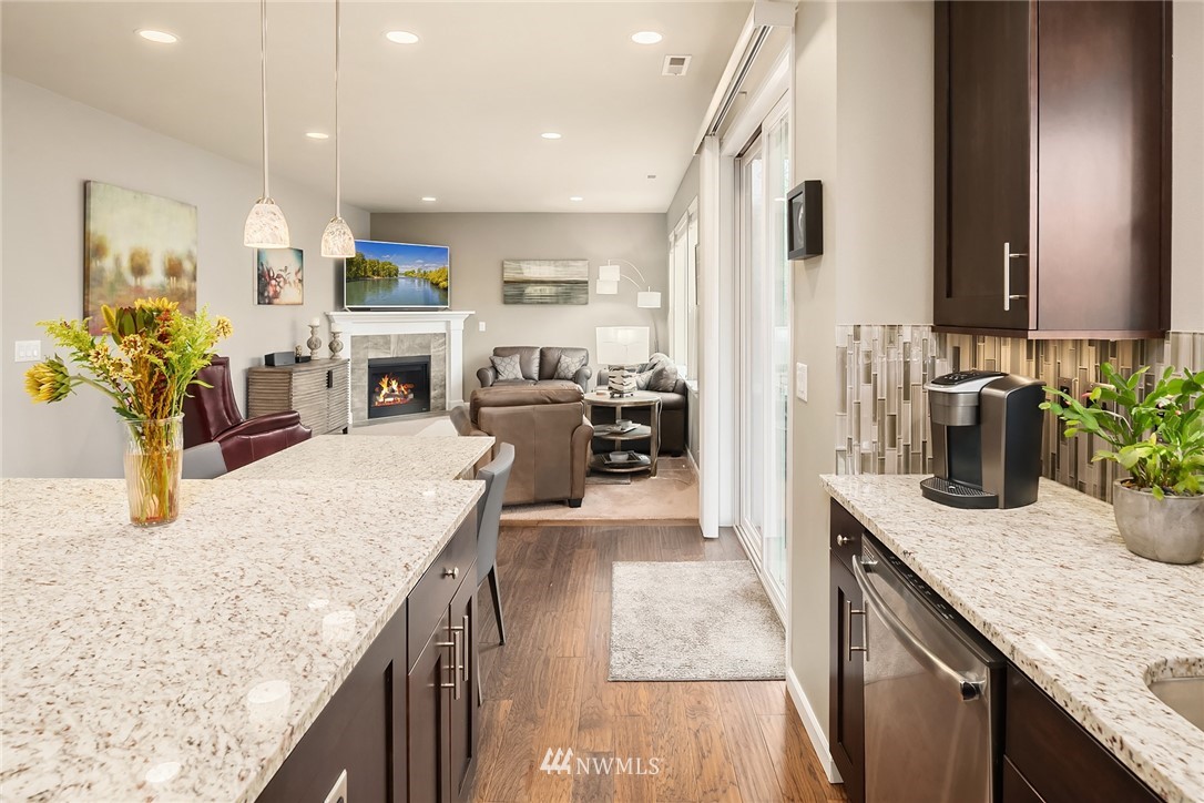 13722 174th Avenue Southeast Renton, WA 98059 - Photo 10 of 31