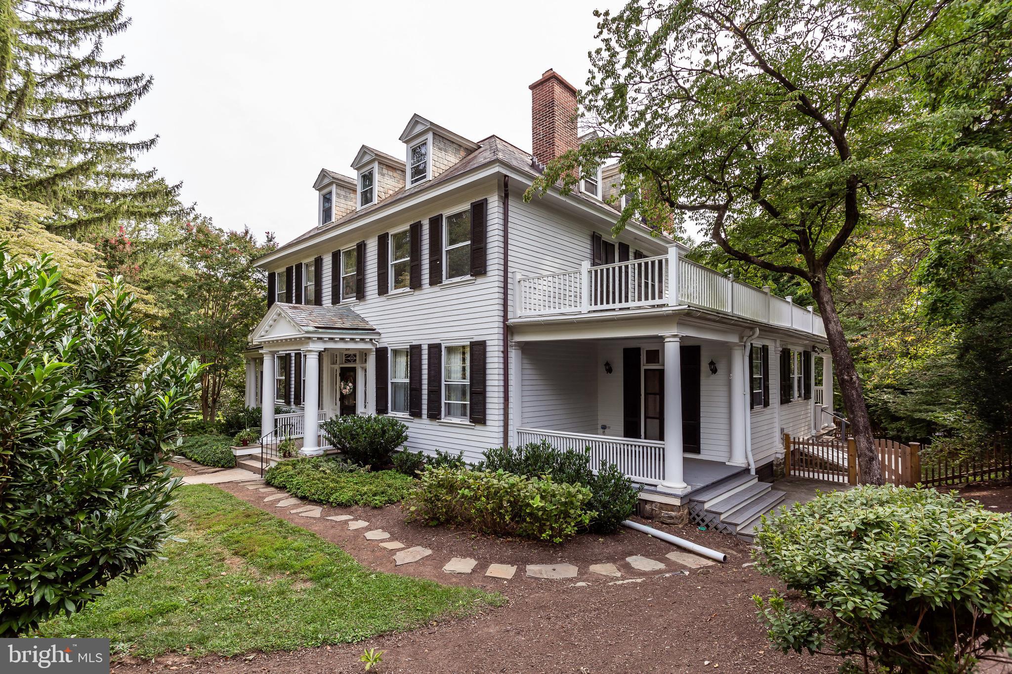 509 Woodlawn Road Baltimore, MD 21210 - Photo 4 of 76 Welcome Home!
