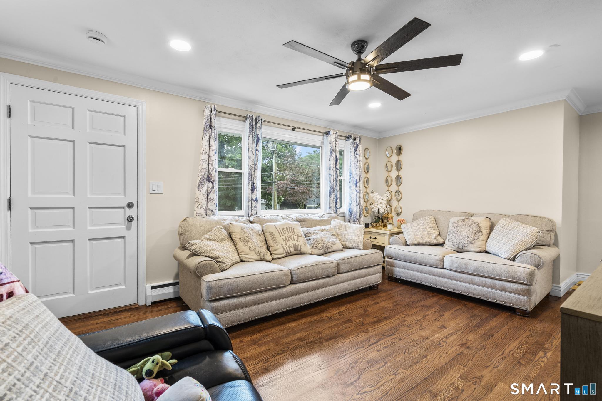 33 Allen Avenue Meriden, CT 06451 - Photo 6 of 36