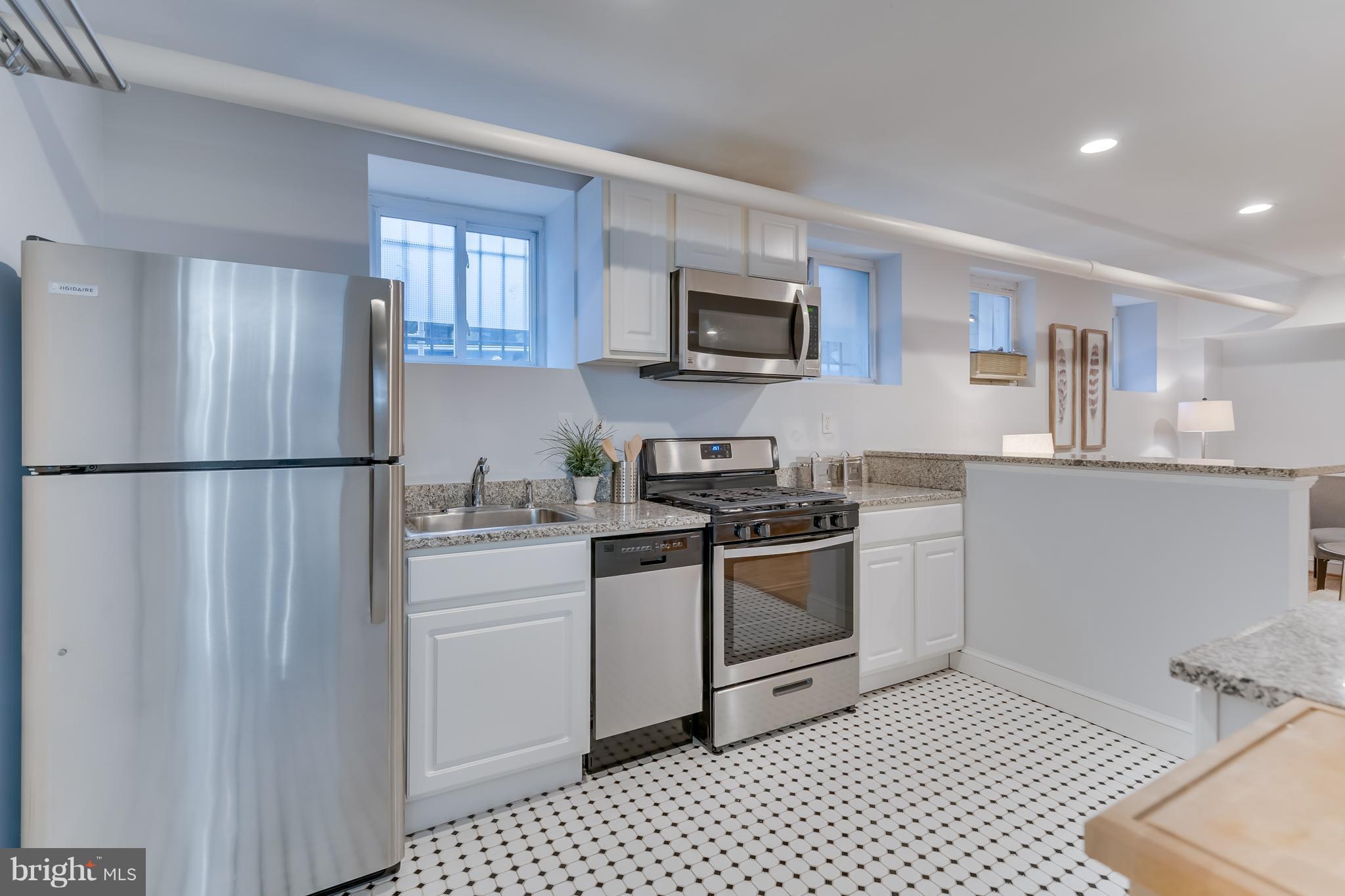 1423 R Street Northwest, Unit B1 Washington, DC 20009 - Photo 12 of 21 Gallery Image 12