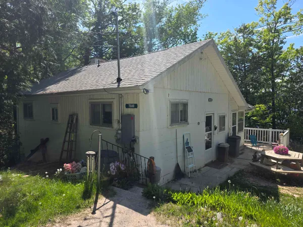 $690,000 | 7580 O'Connor Road, Hale, MI 48739