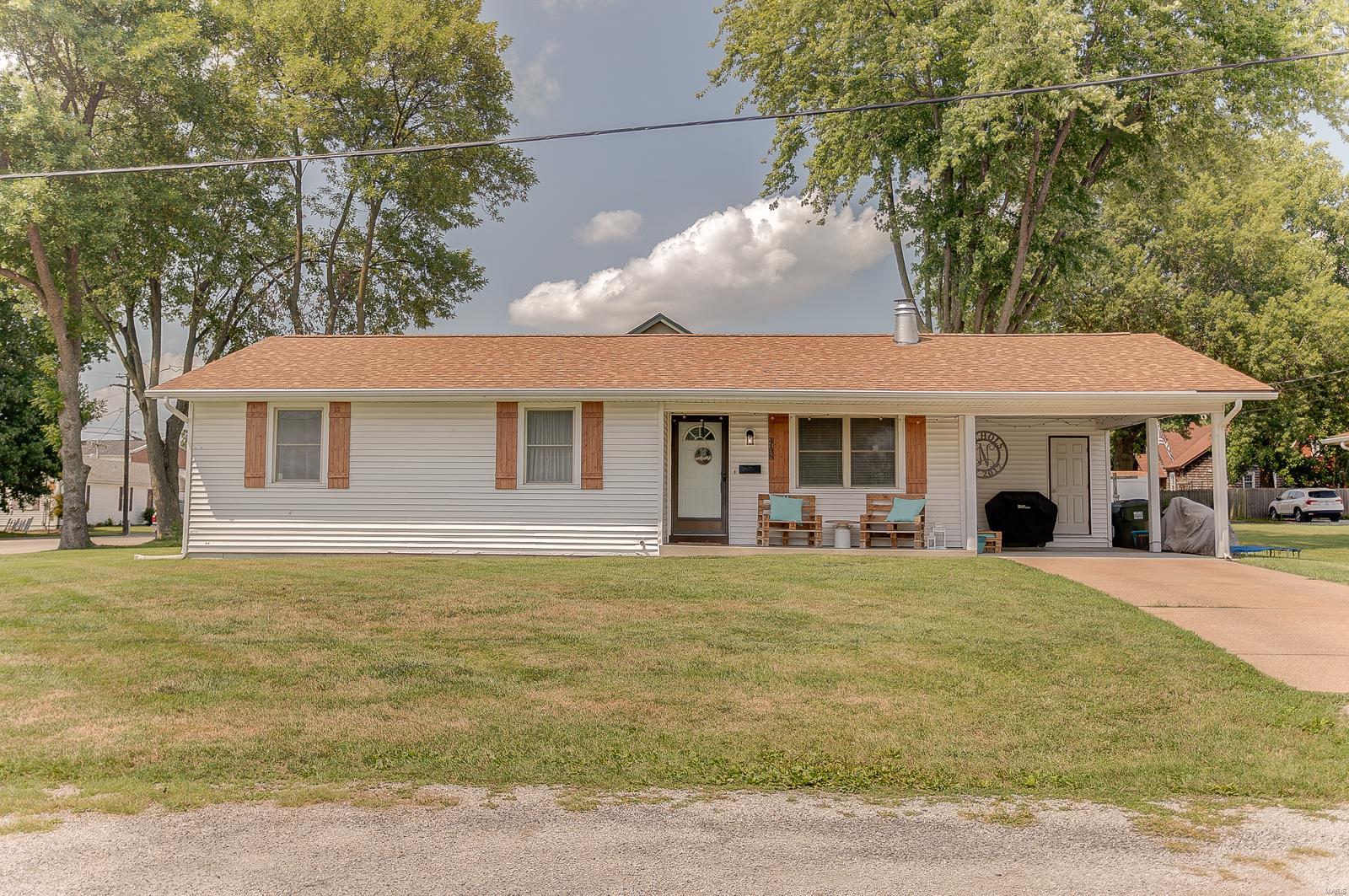 413 Walnut Street Waterloo, IL 62298 - Photo 1 of 30