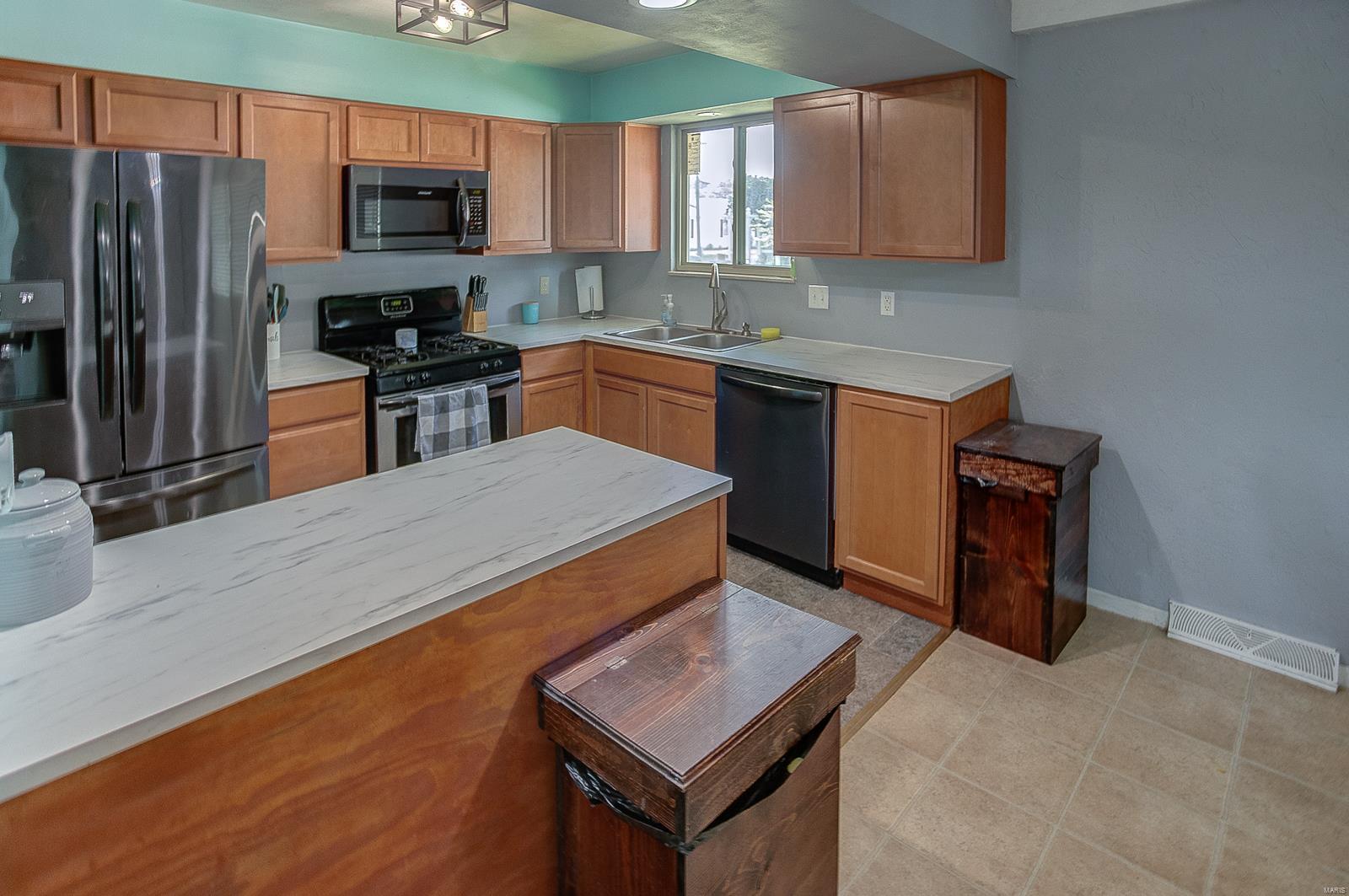 413 Walnut Street Waterloo, IL 62298 - Photo 11 of 30