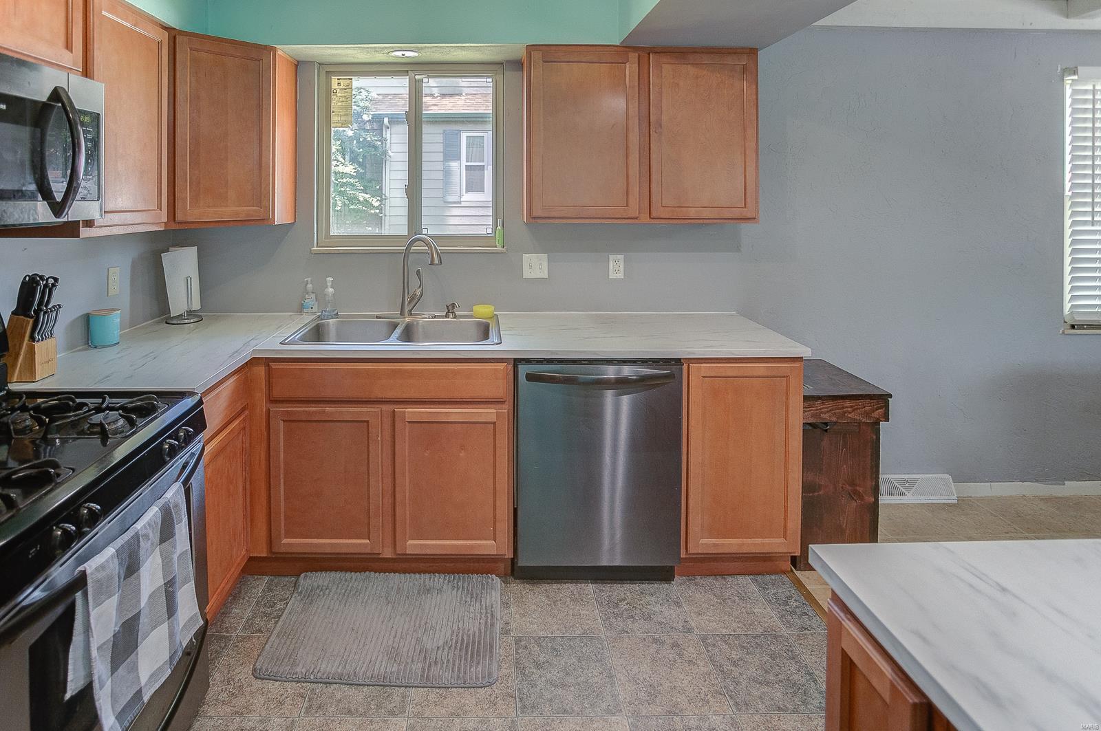 413 Walnut Street Waterloo, IL 62298 - Photo 13 of 30