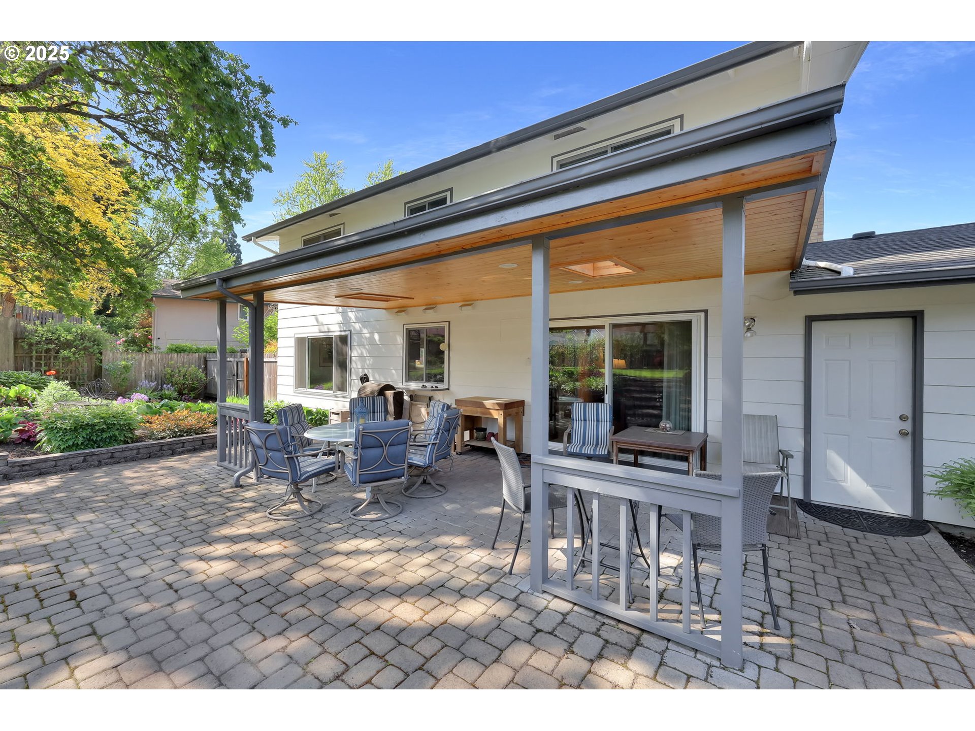 1925 Coventry Way Eugene, OR 97405 - Photo 23 of 34 Gallery Image 23
